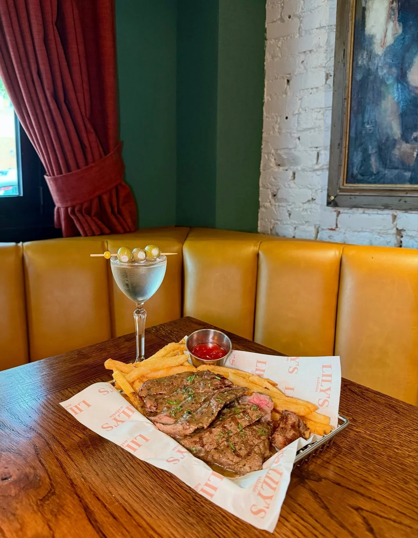 Wednesday forecast: Scattered rain with a 100% chance of Martini &amp; Steak Frites. Turn this rainy day into a ✨mood✨ and join us for this insane deal😮&zwj;💨:

$30 Steak Frites &amp; Martini Wednesday:

🥩 10 oz Strip steak w/Au Poivre Sauce
🍟 Fr