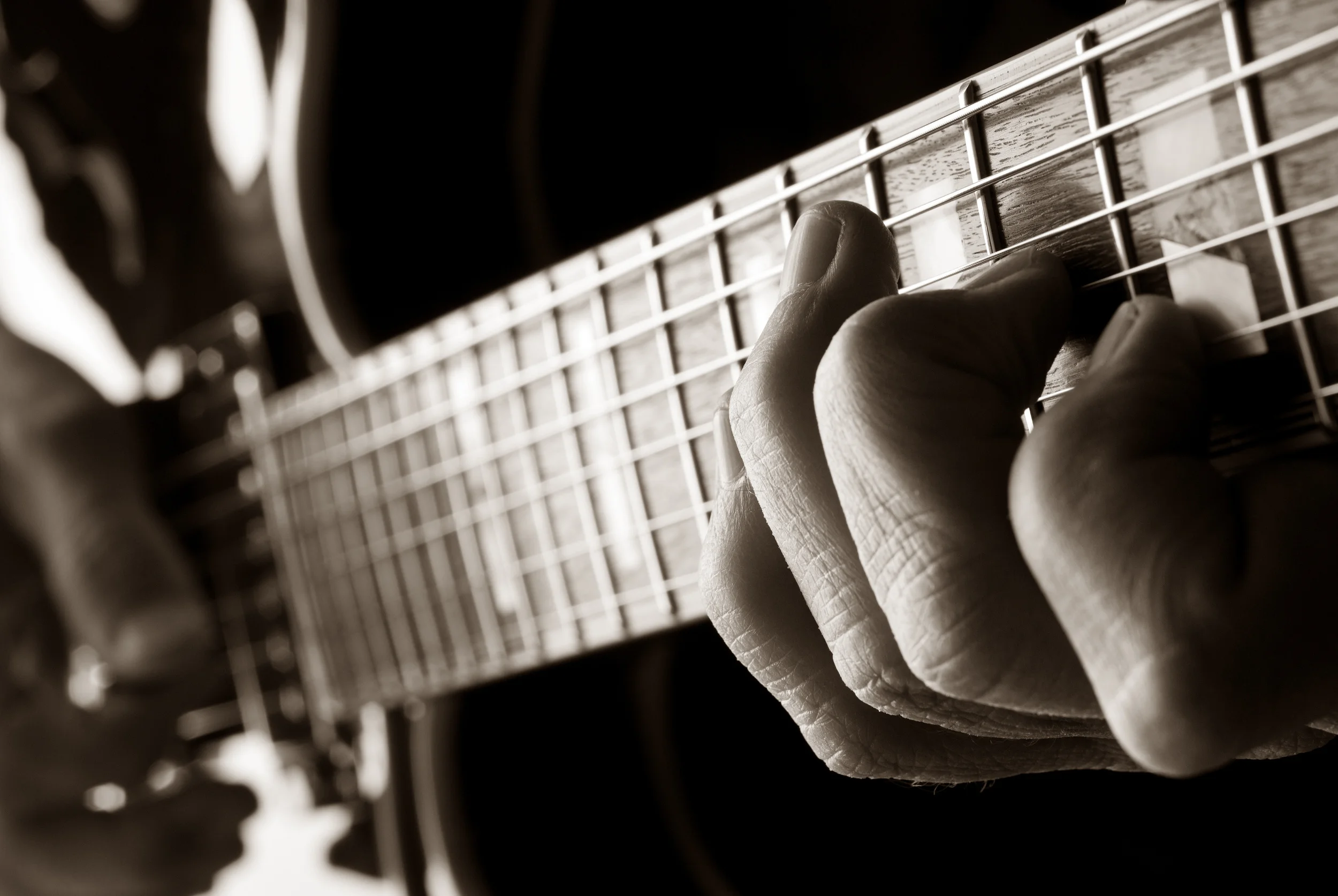 Arm and Hand Pain Prevention for Nashville Musicians