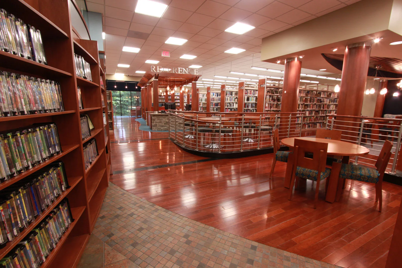 DL101309-024.jpg