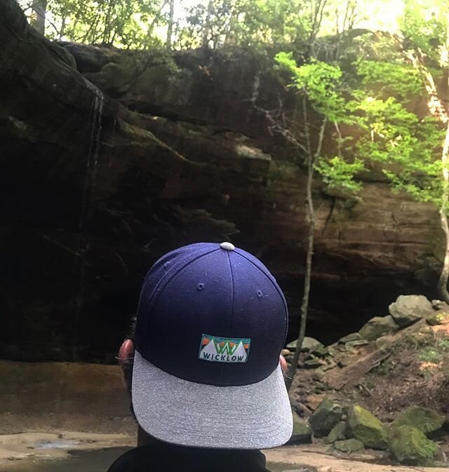 Looking for that perfect Father&rsquo;s Day gift? Look no further! 🚨 Cincinnati explorers, place orders by Thursday, 6/18 11:59pm EST to guarantee delivery before Father&rsquo;s Day (6/21)! #WicklowWear #befreeandexplore 
Get your gear 👉 www.wicklo