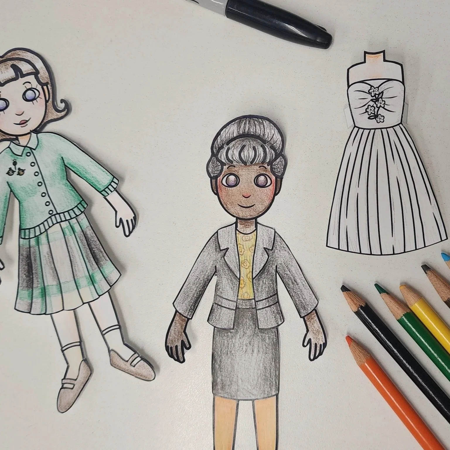 1960s Fashion Paper Dolls