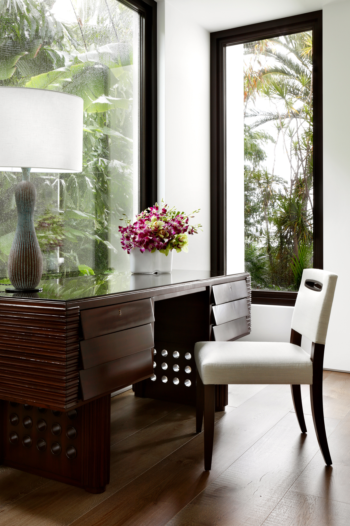 Studio-C-Modern-Bungalow-Office-2.jpg