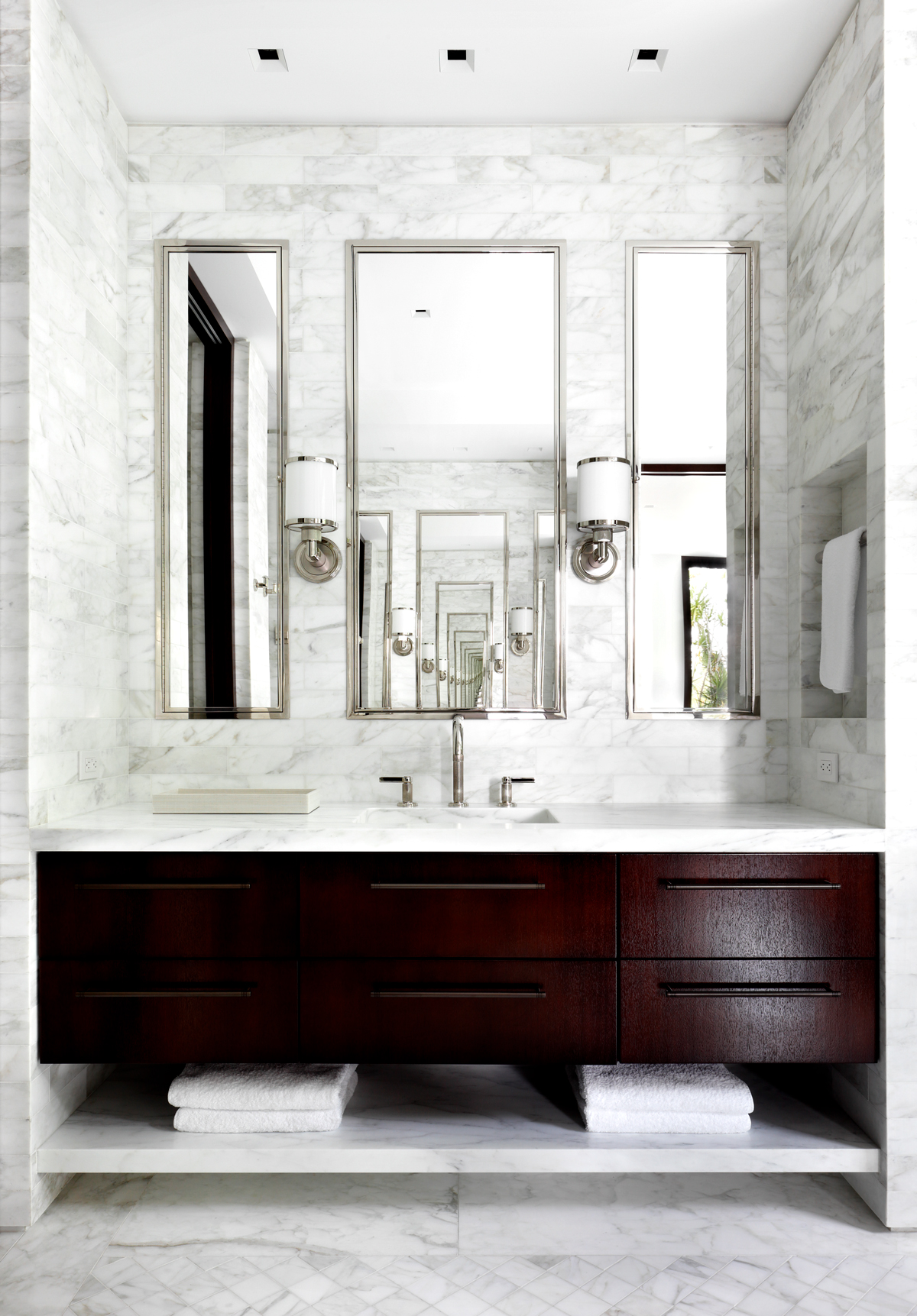 Studio-C-Modern-Bungalow-Bathroom-4.jpg