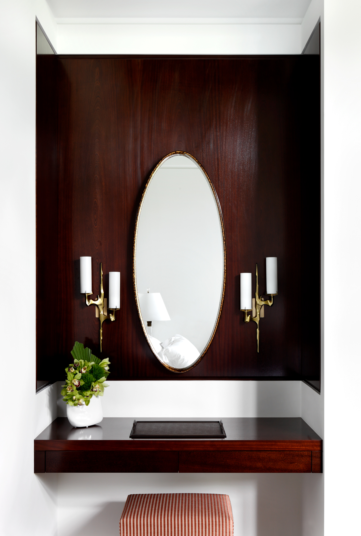 Studio-C-Modern-Bungalow-Vanity.jpg