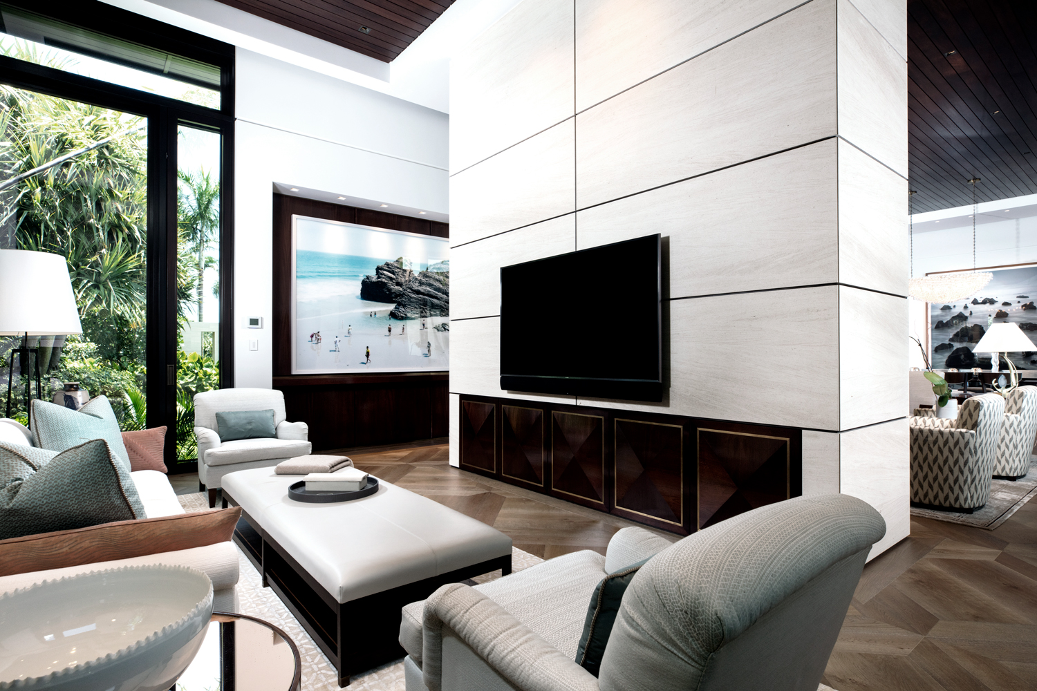 Studio-C-Modern-Bungalow-Living-Room-8.jpg