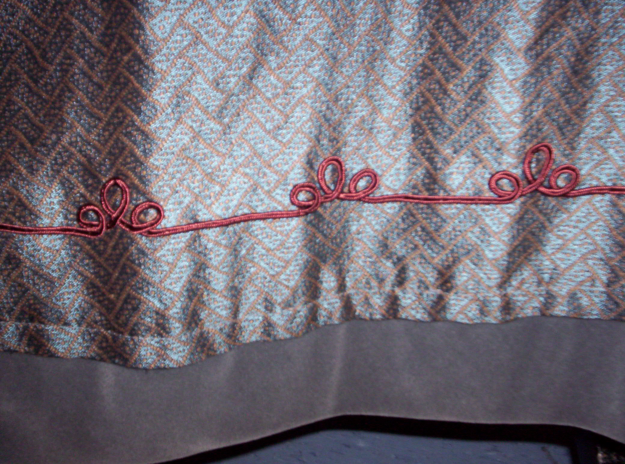 Major Barbara skirt hem close.jpg