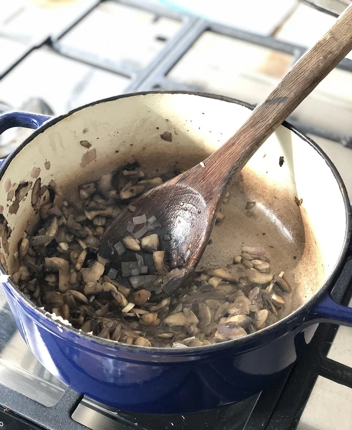 How-to-make-a-classic-mushroom-risotto-3.jpg