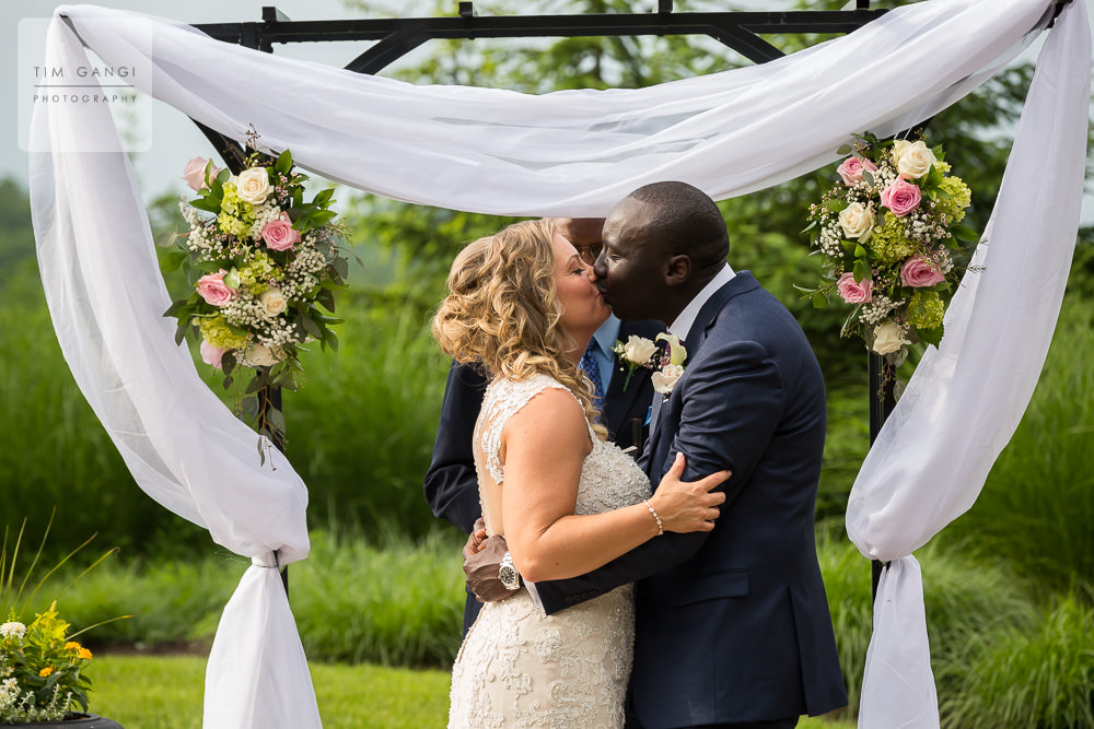 You may kiss the bride!