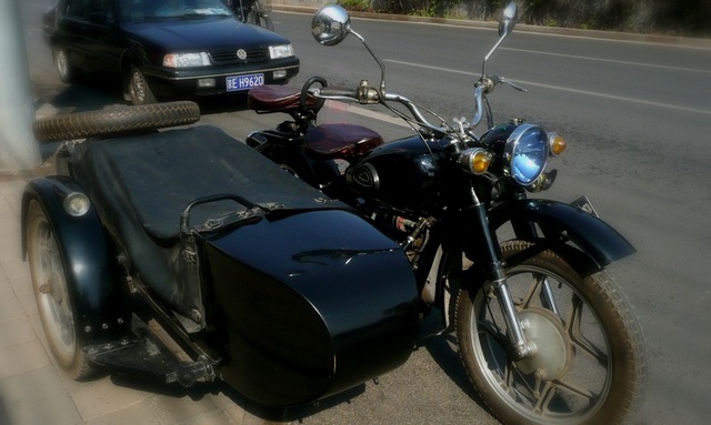 Ronald Zhao's classic Russian M72 motorcycle