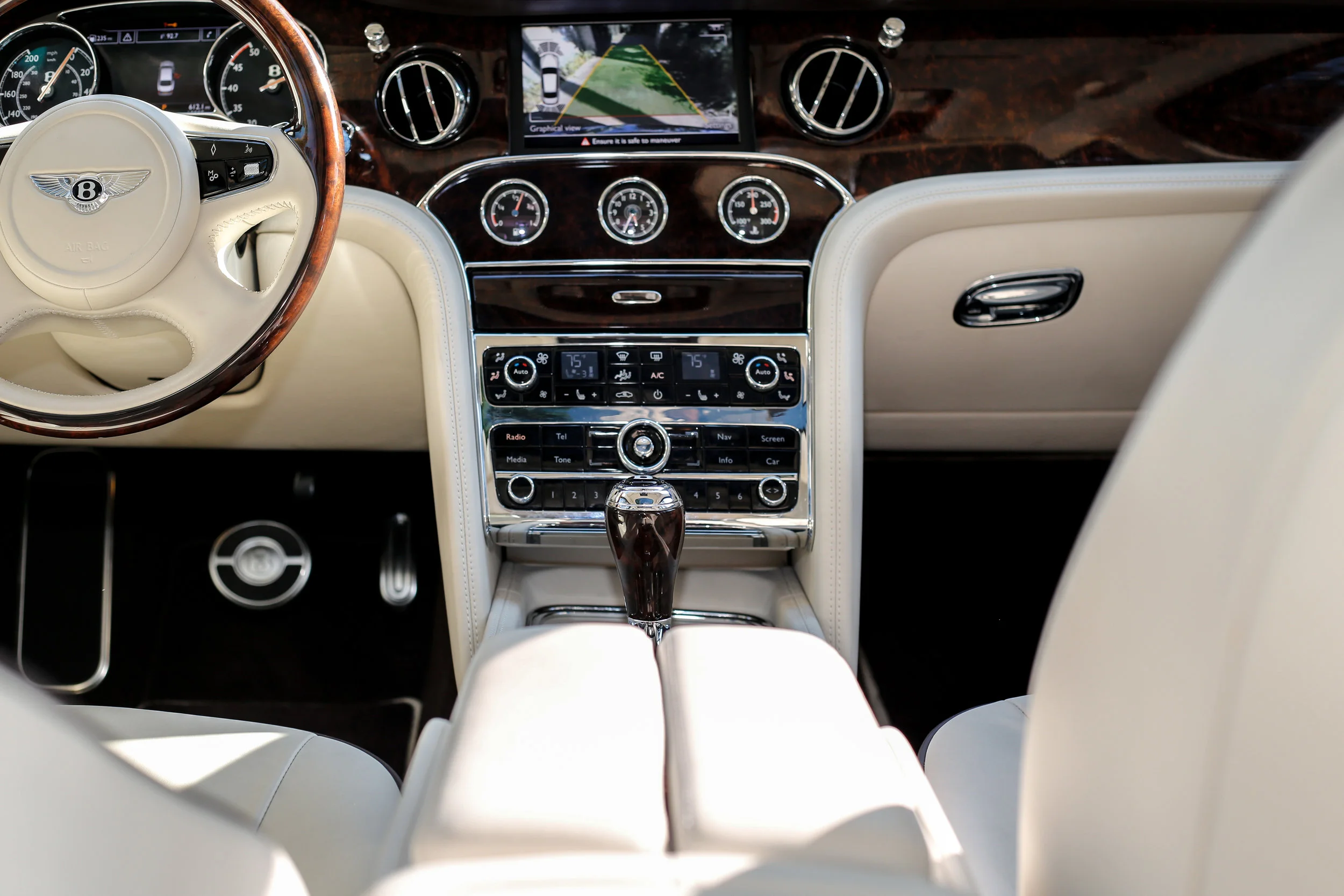 Bentley-4.jpg