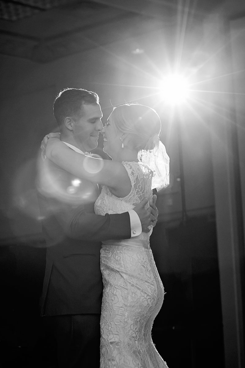 A perfect first dance <3