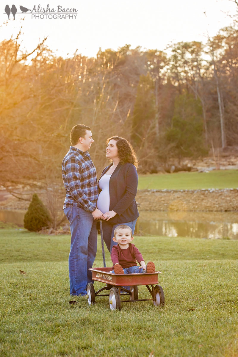 Candid Maternity by Lake