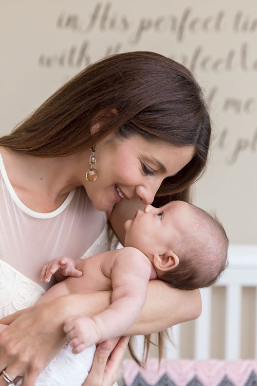 Who can resist such a sweet Mommy and baby moment???