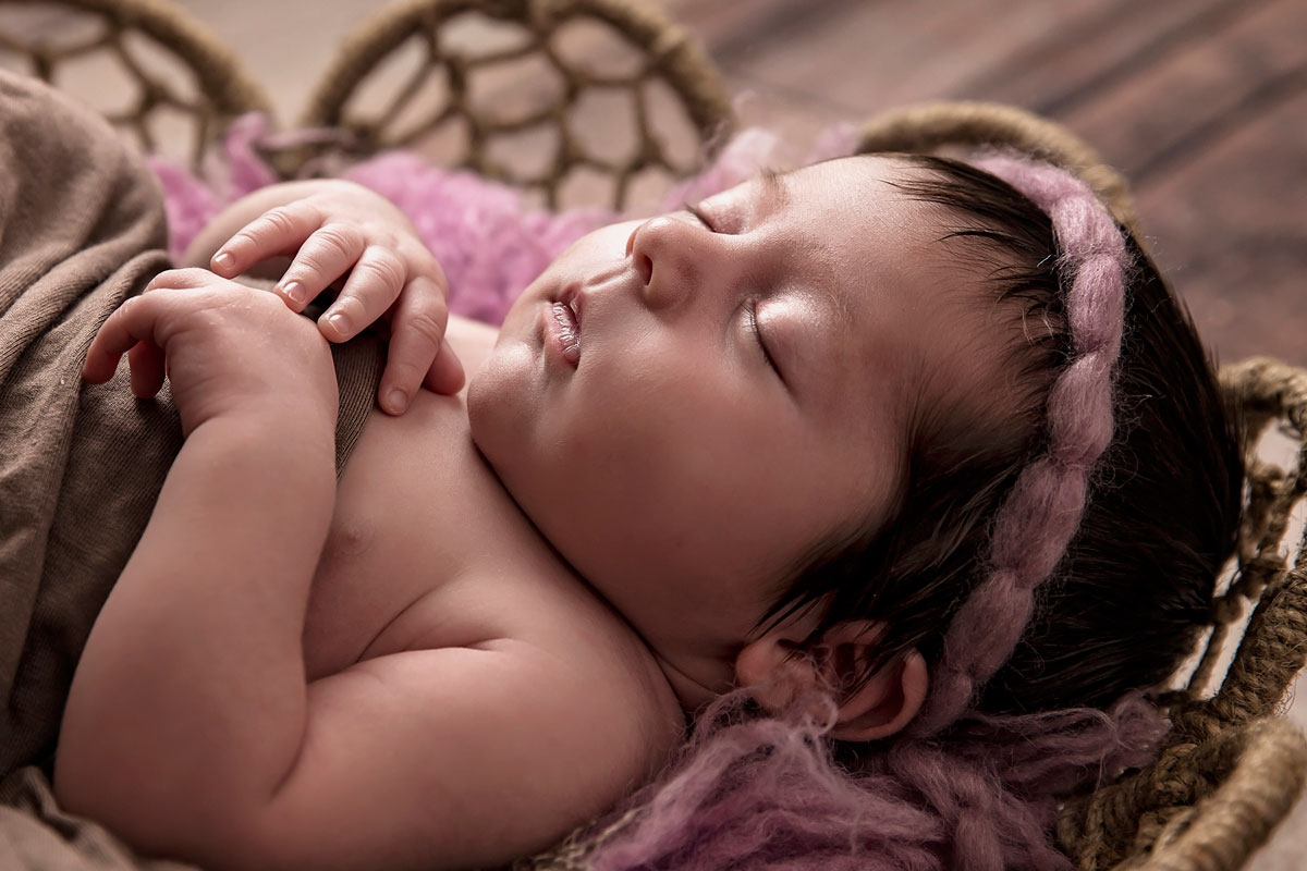 knoxville-photogarpher-newborn-profile.jpg