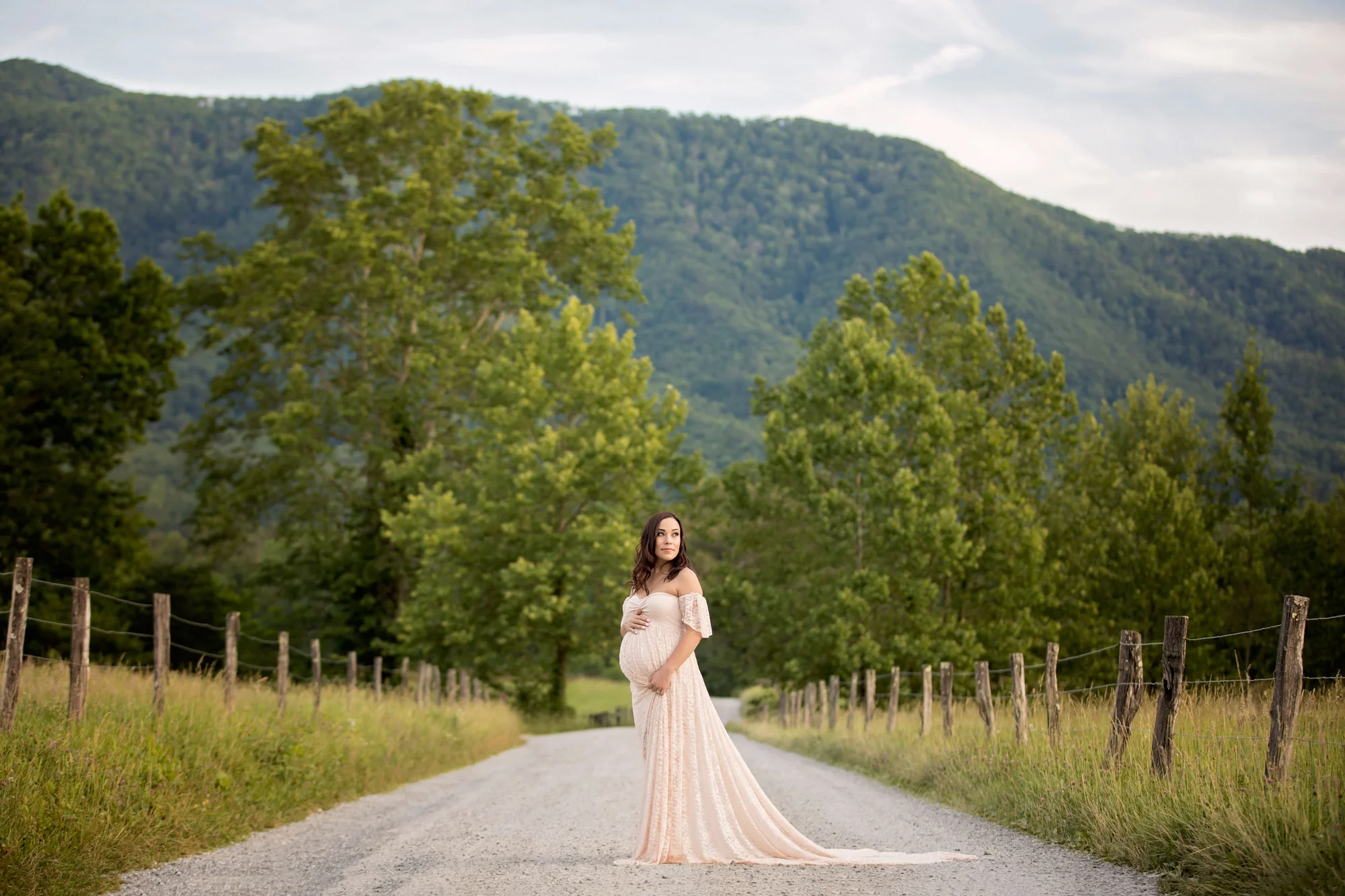 smoky-mountain-photgrapher-matenity-session.jpg