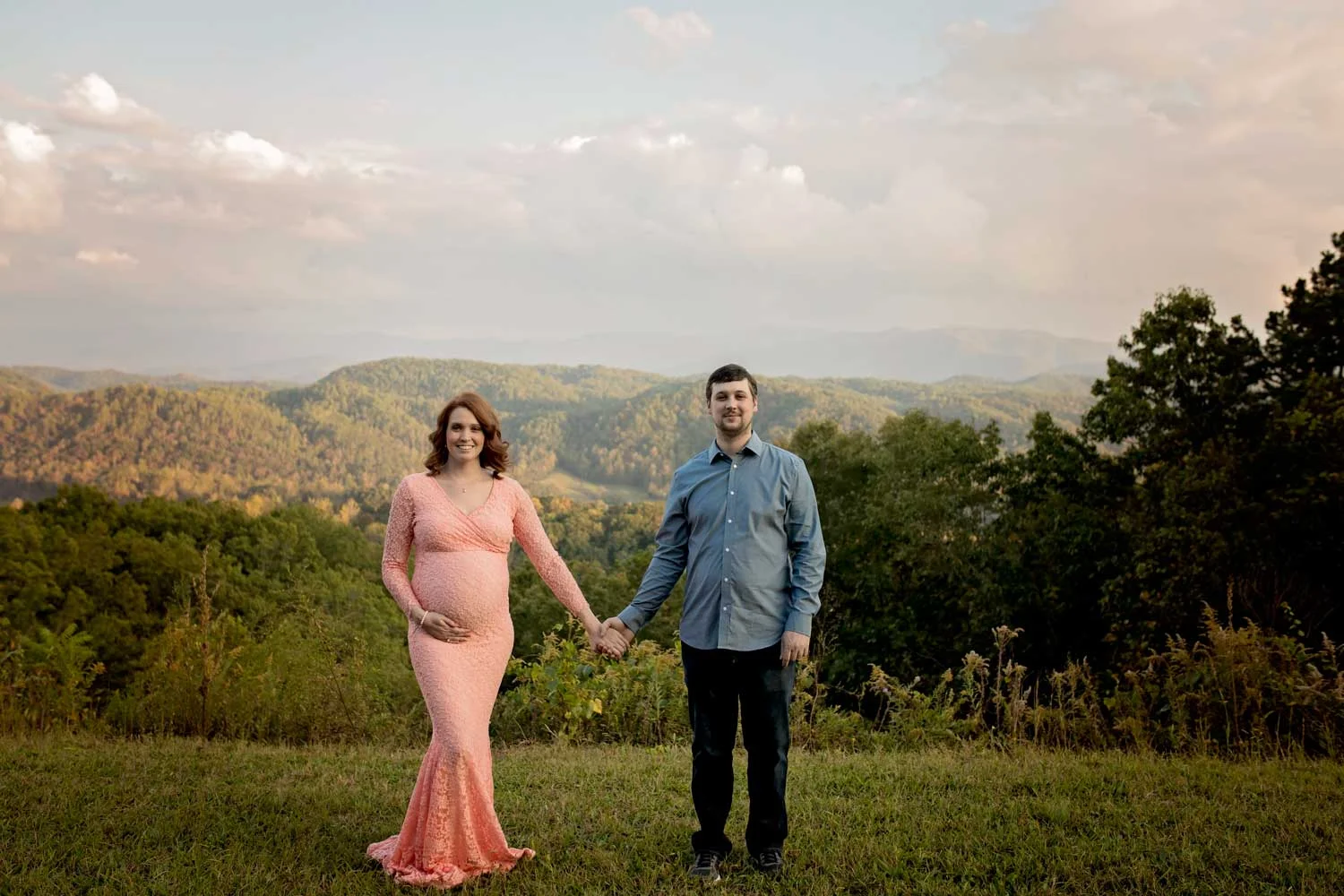 knoxville-maternity-photographer-smoky-mountains.jpg
