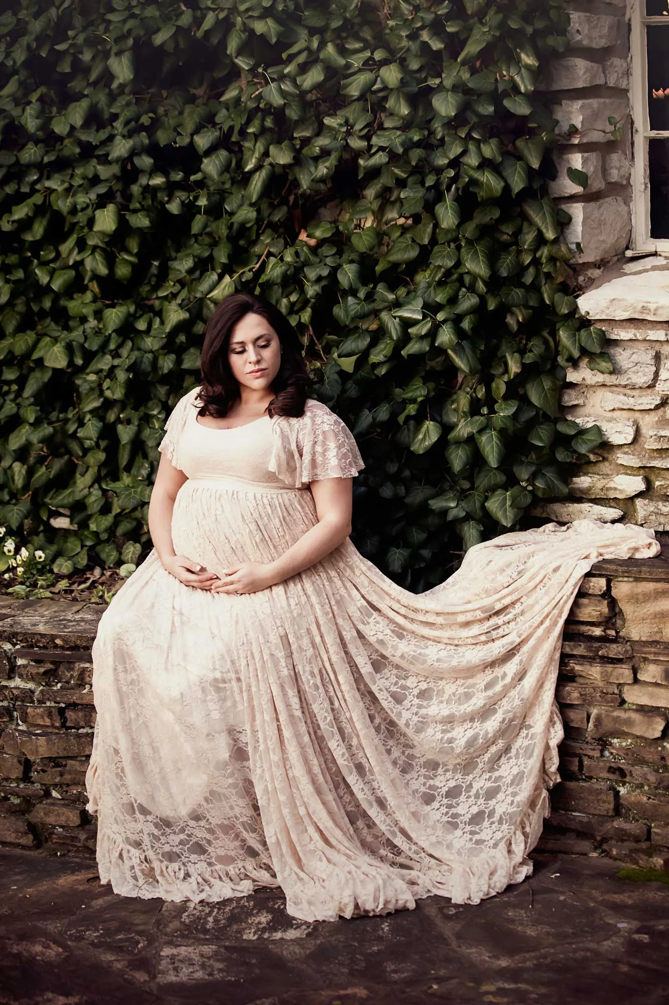 knoxville-tn-photographer-pregnancy-lace-gown.jpg