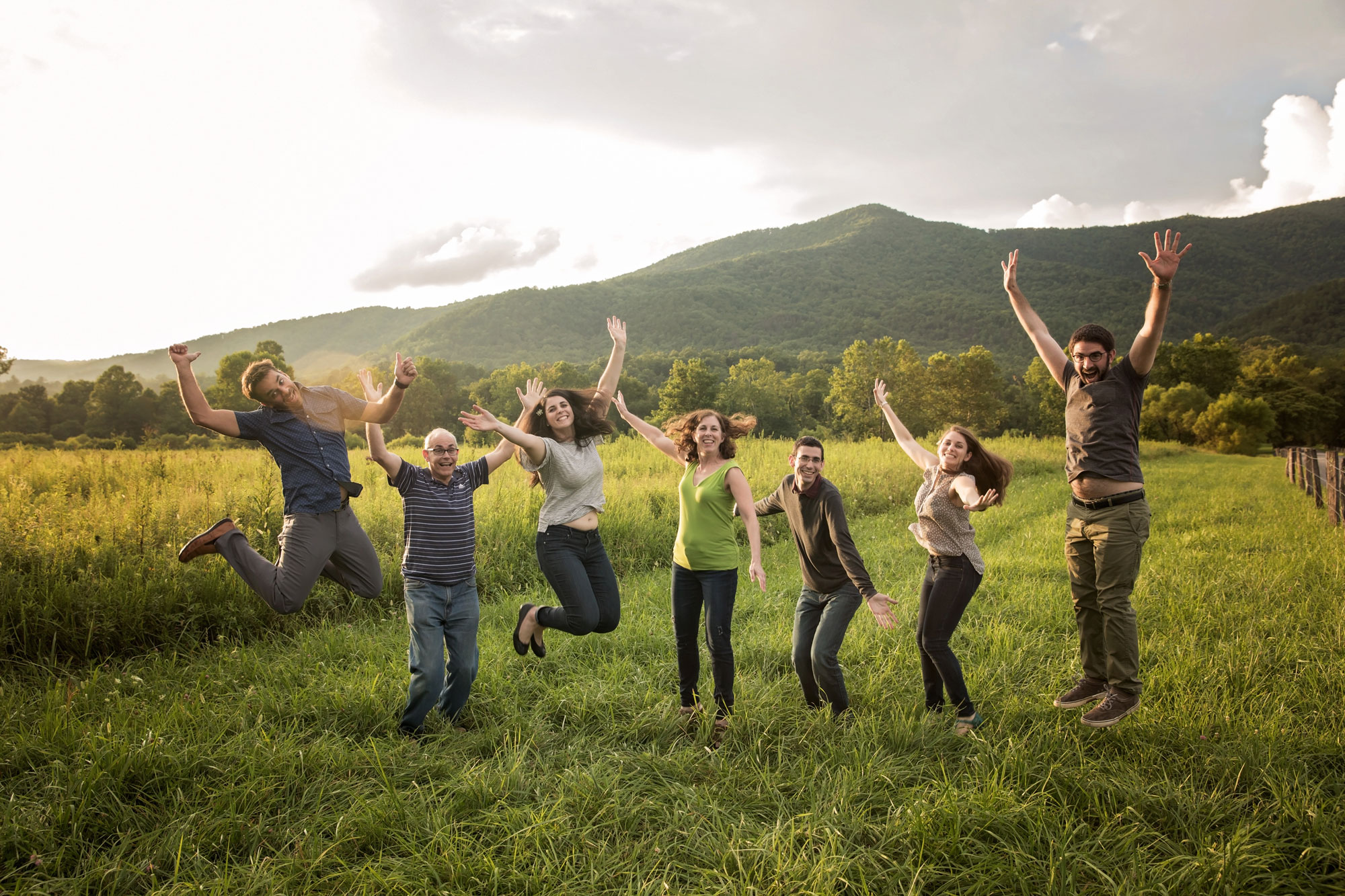 gatlinburg-family-photographer-jumping-candid.jpg
