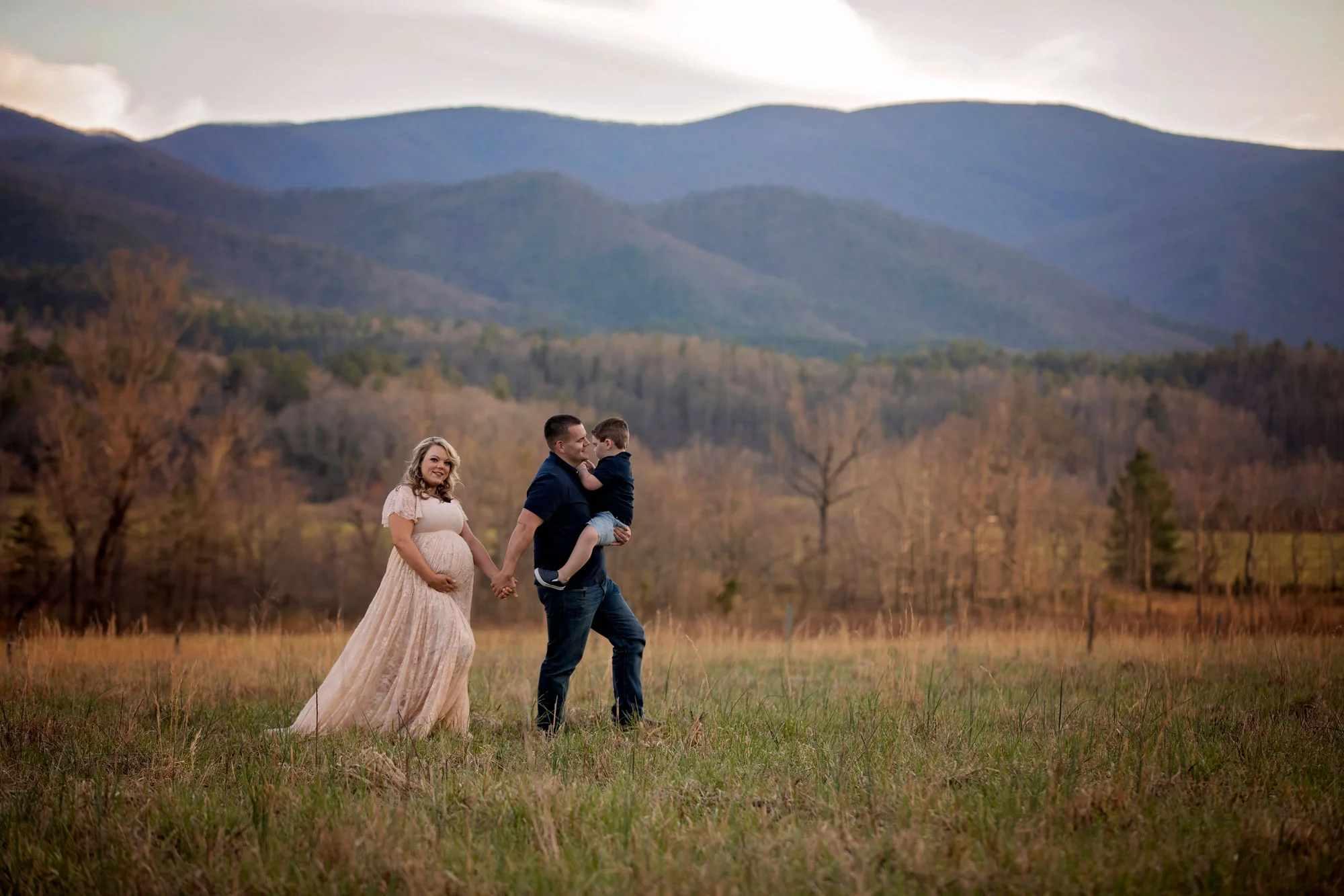 pigeon-forge-family-photographer-cades-cove-tn.jpg
