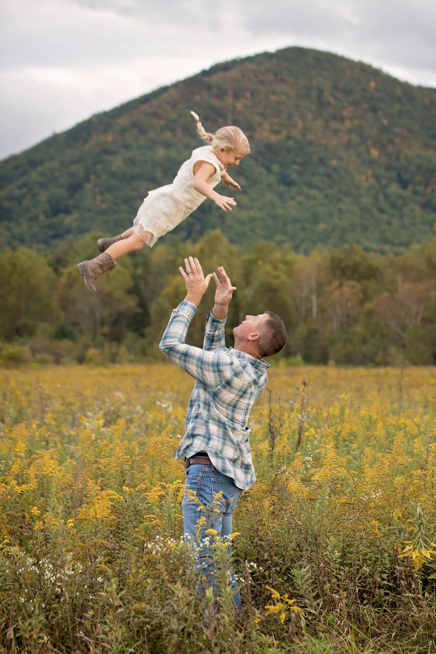 father-daughter-picture-knoxville-photographer.jpg