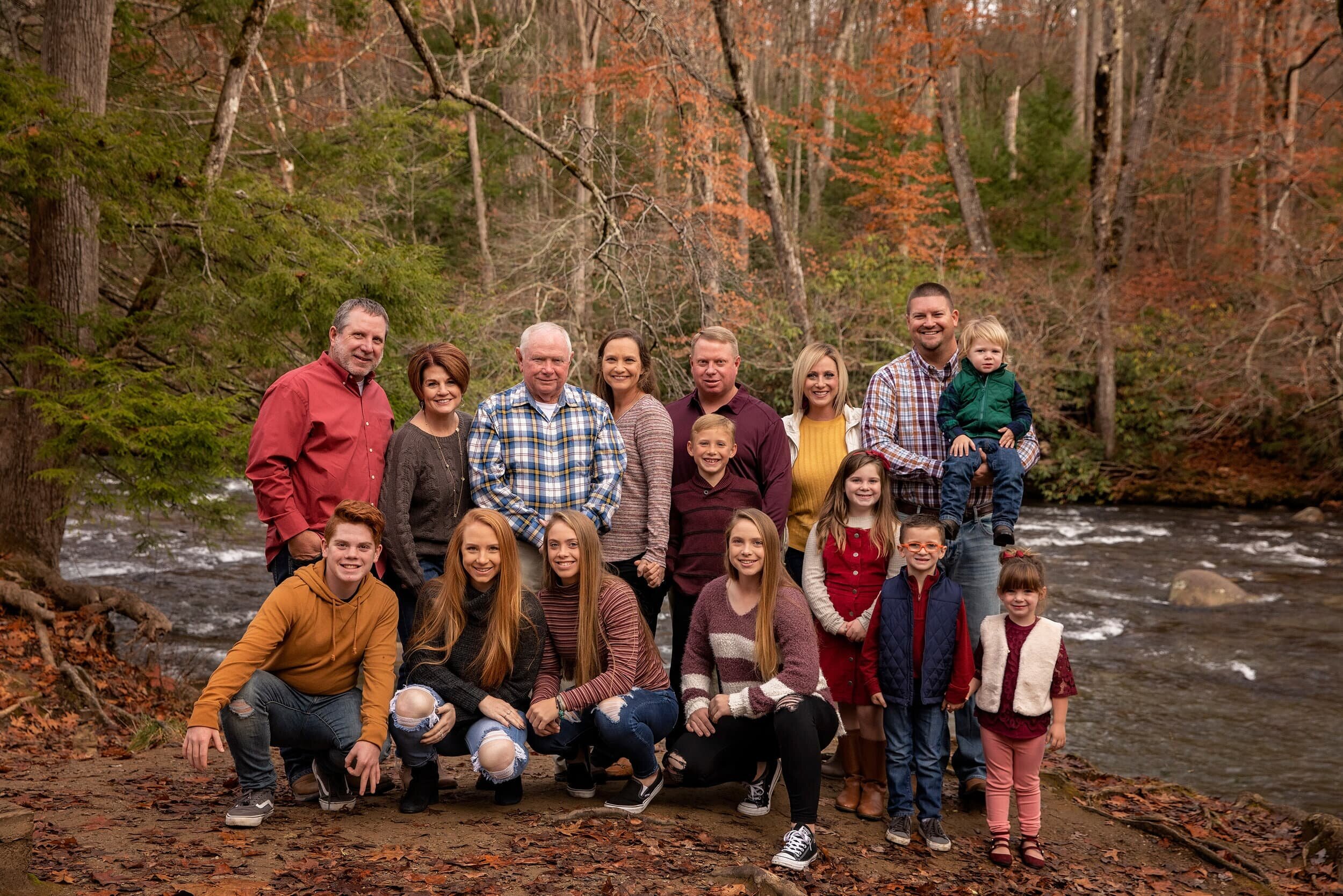 gatlinburg-fall-photographer-family.jpg