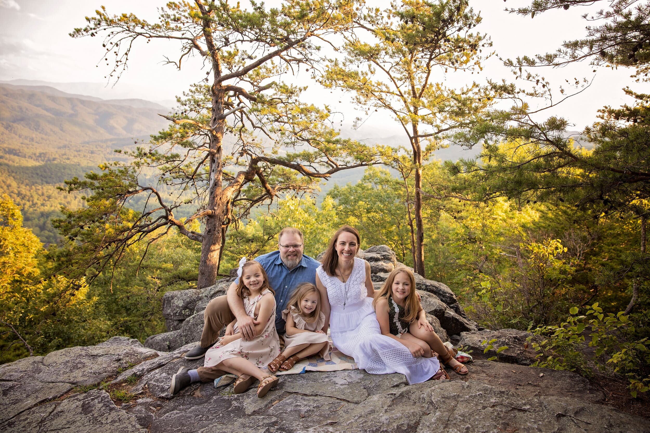 gatlinburg-family-photographer-mountain-side-family-picture.jpg