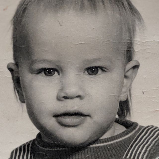 You may have noticed that i don’t post pictures of my son on social media, but for those of you who wonder what he looks like... My mother found proof that he’s my little clone.