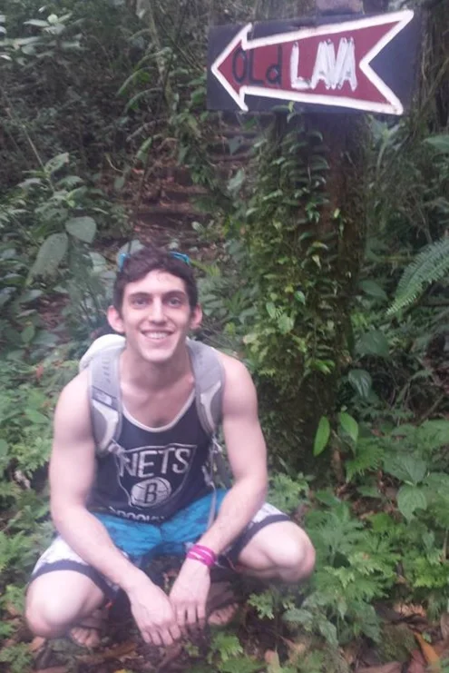 Name: Zach Halpern - Administrative Chief Hometown: West LA Undergrad: UC Berkeley Medical School: St. George’s University EM Interests: Psych What I do for fun: Ultimate Frisbee all day every day. Really.
