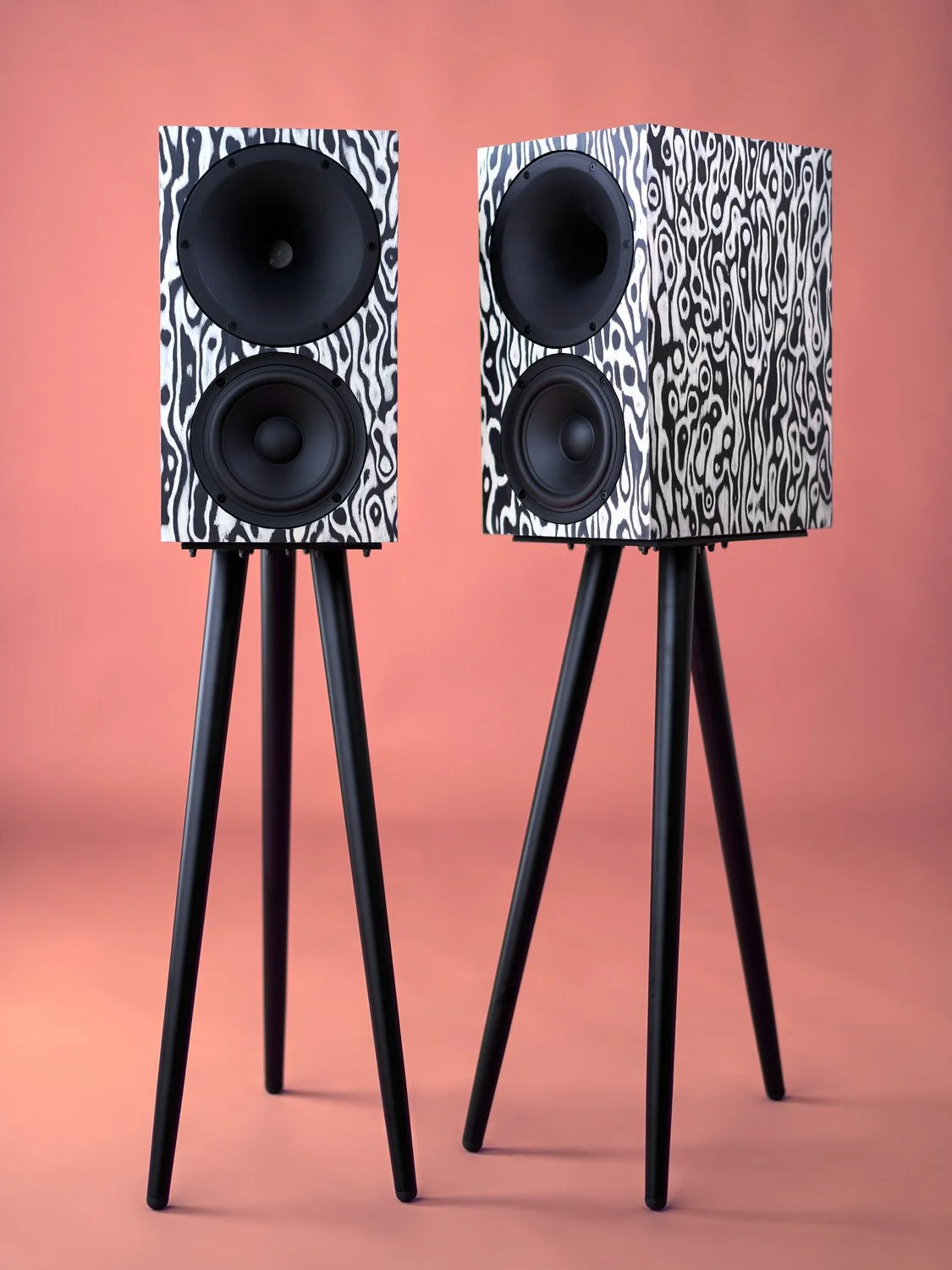SA703169_v2.jpg