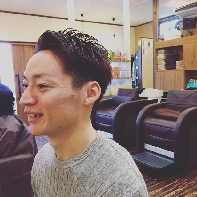 人気の刈り上げスタイル！
トップは長さを残し動きを！！
#wasabi_inc  #メンズ  #江南市 #美容室 #ヘアスタイル #刈り上げ