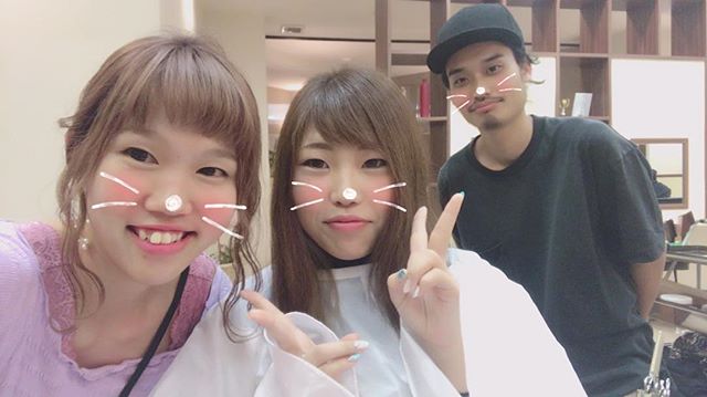 前髪5年ぶりに作って可愛くなったまやみ♡♡
カラーもいつもありがとう😏💓