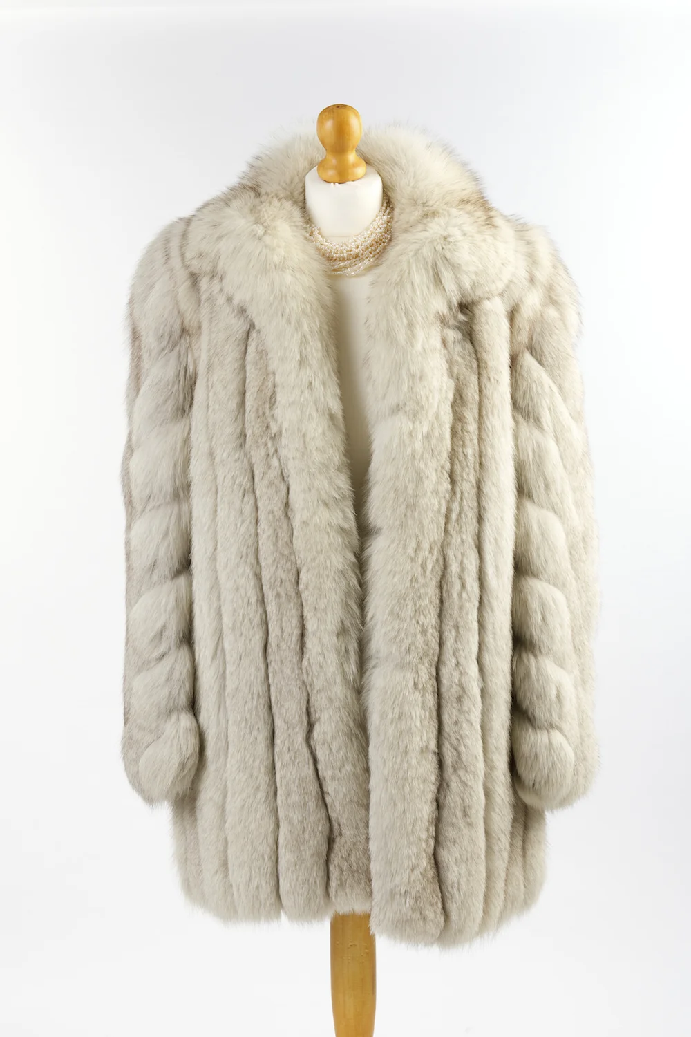 fur coat 03.jpg