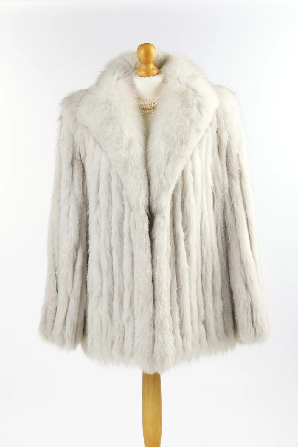 fur coat 04.jpg