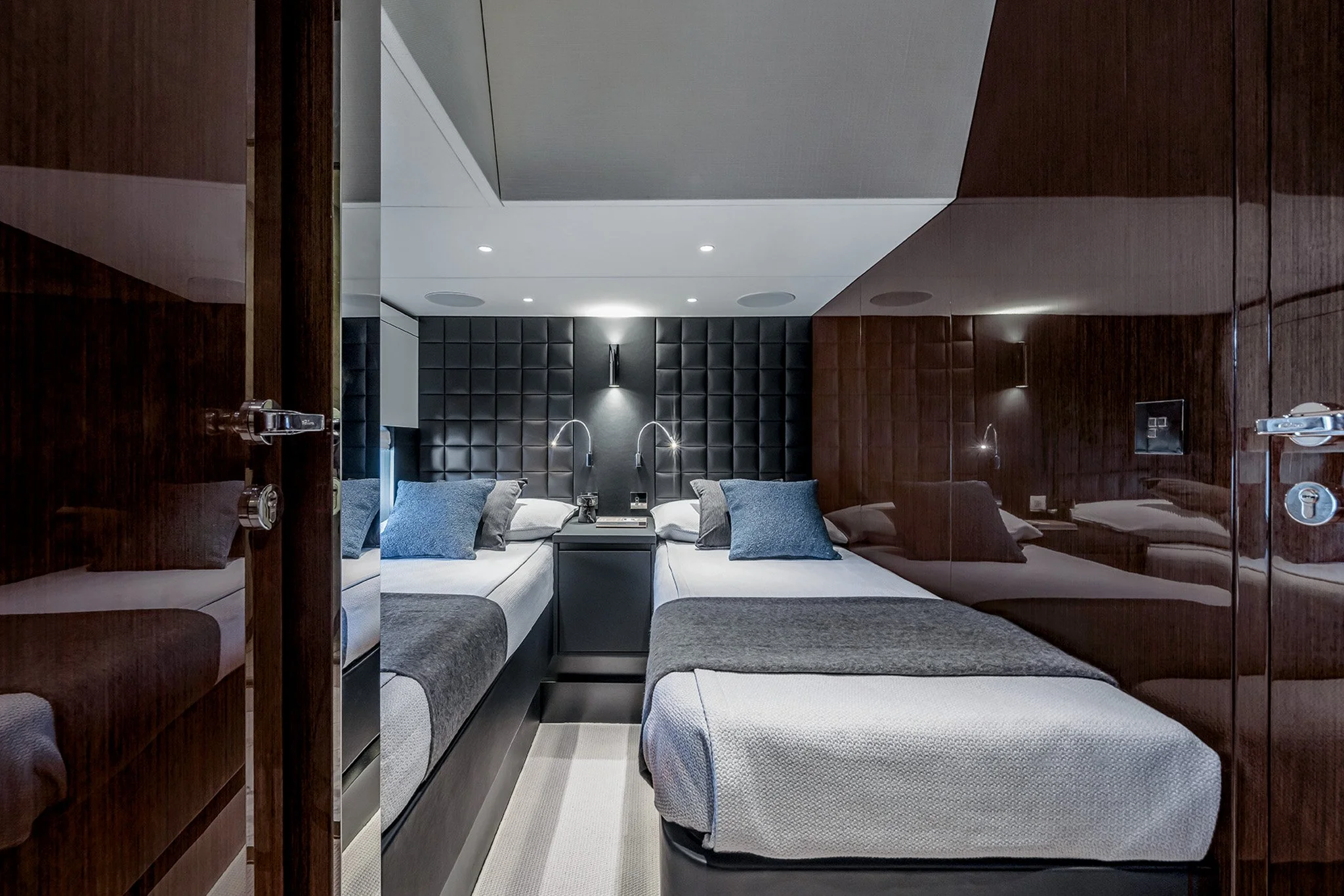 Riva 82 DIVA GUEST CABIN STBD