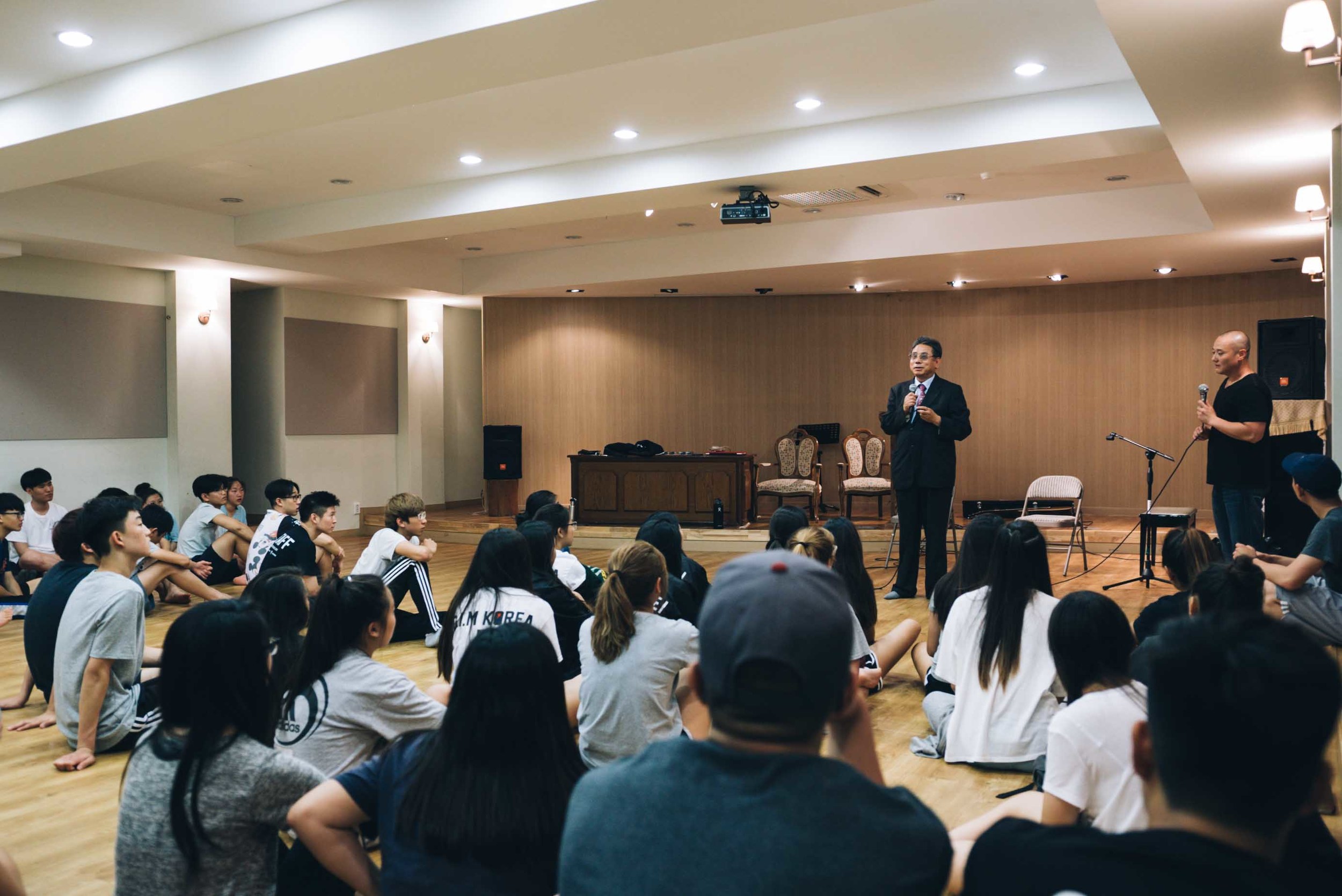 Pastor Ahn, a prison pastor, sharing a powerful message. Although he may be blind, God has opened up his spiritual eyes.