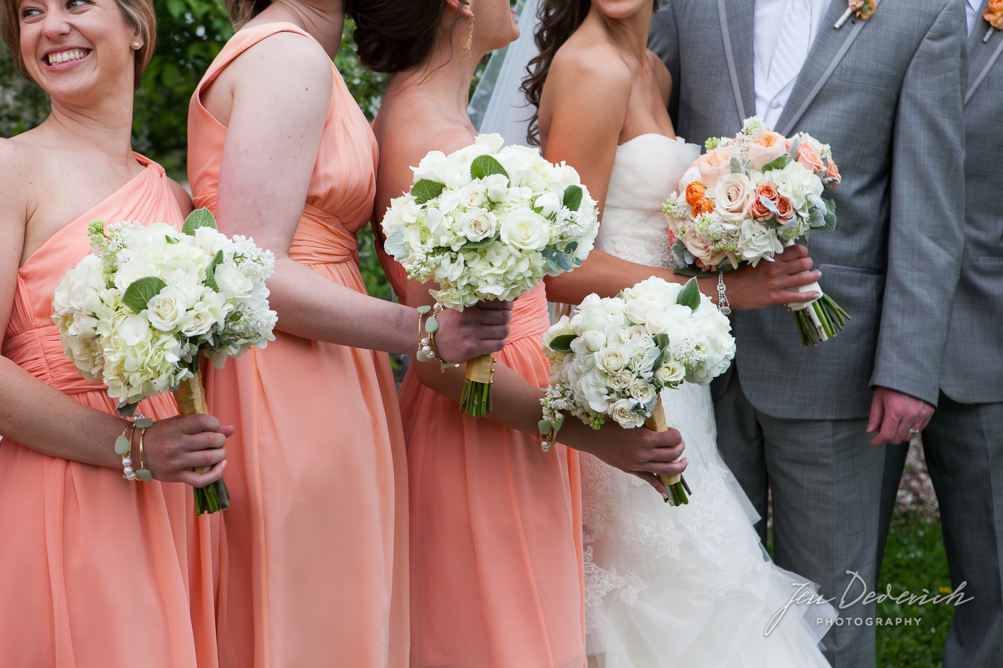 029_spring-bridal-party-madison-wisconsin.jpg