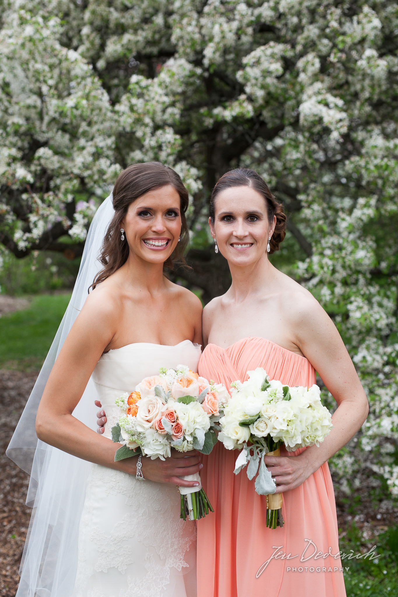 035_spring-bridesmaids-madison-wisconsin.jpg