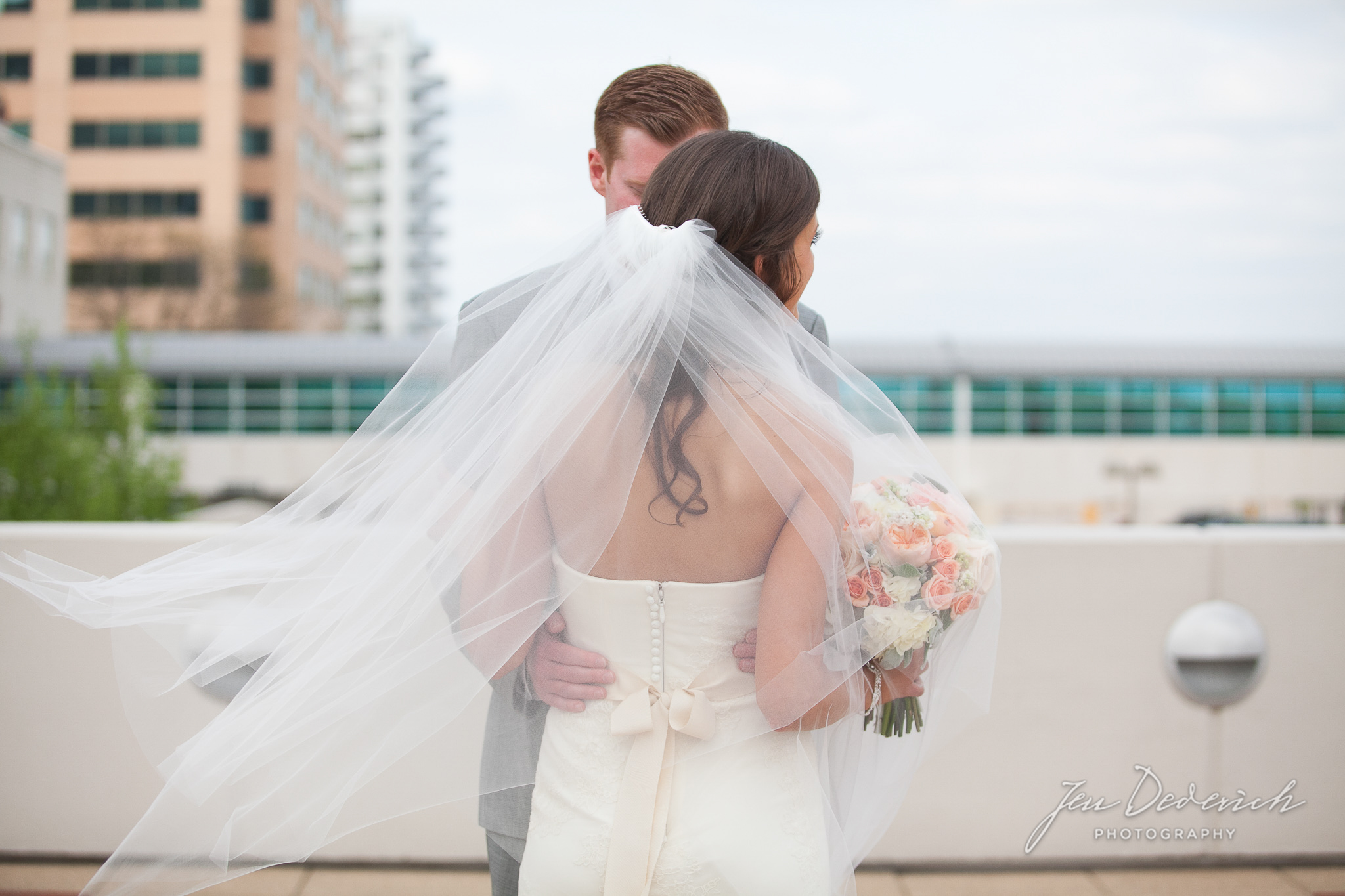 074_wisconsin-capitol-wedding.jpg