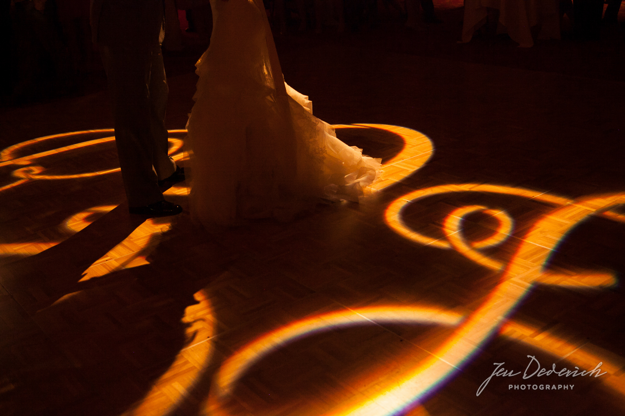 094_monona-terrace-madison-wedding.jpg