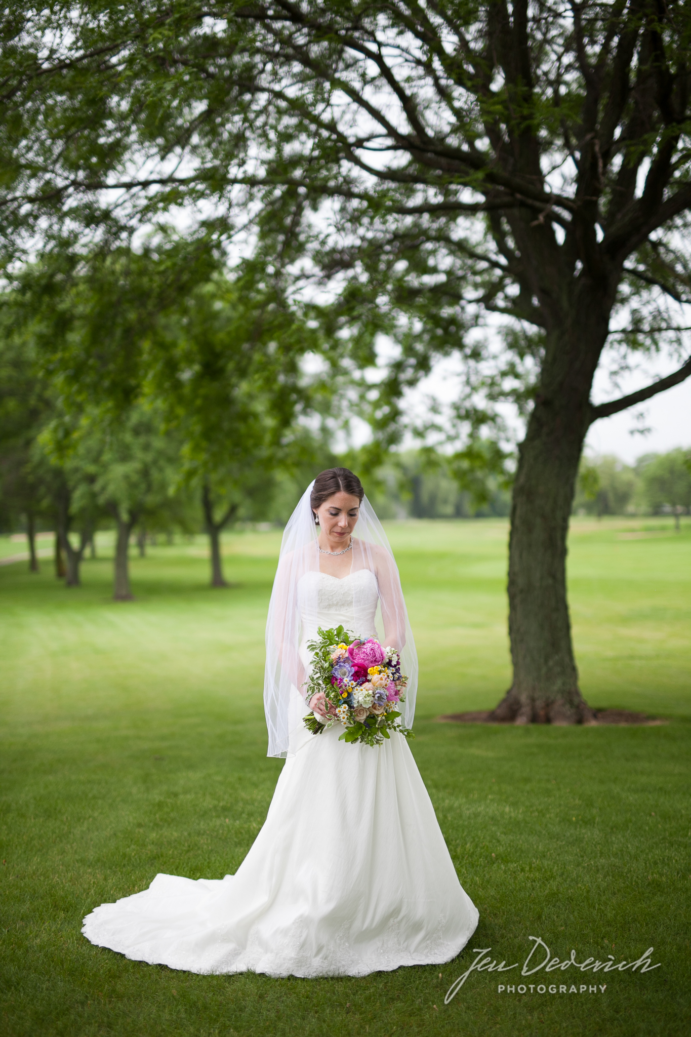 classic bride wedding