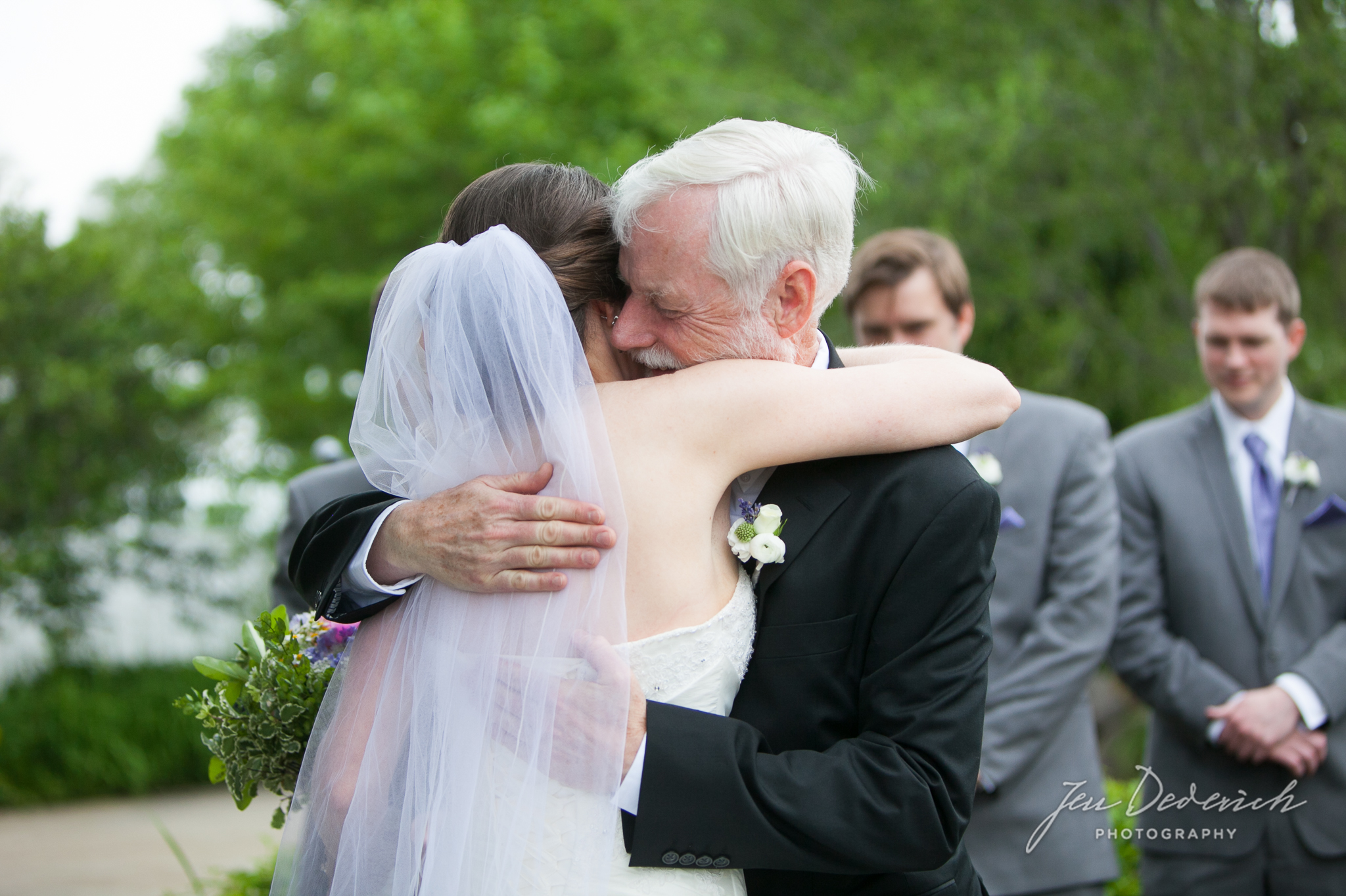 wisconsin-madison-lake-windsor-golf-club-wedding_052.jpg