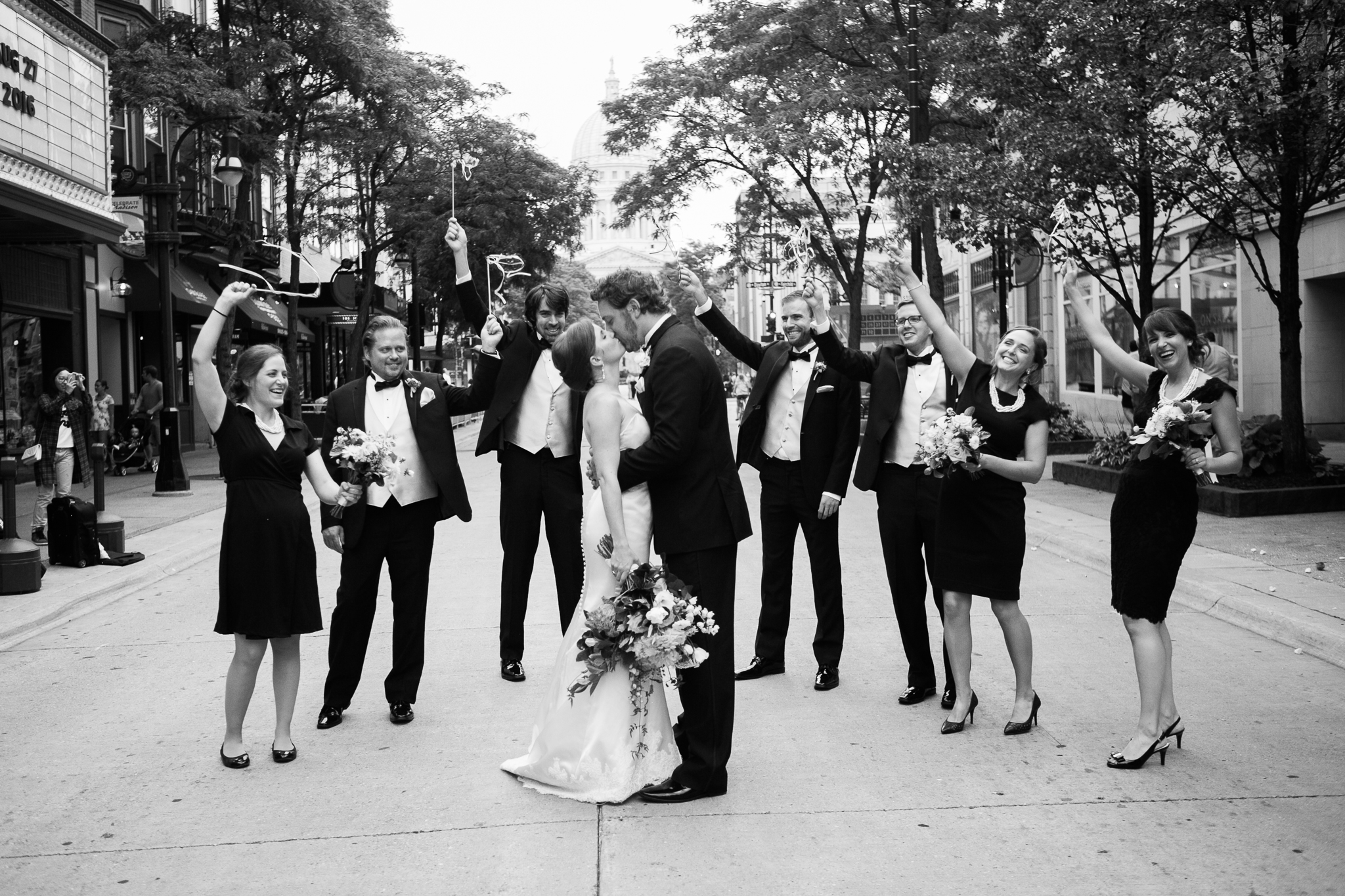Orpheum-Madison-Wisconsin-Wedding-Jen-Dederich-Photography_140.jpg