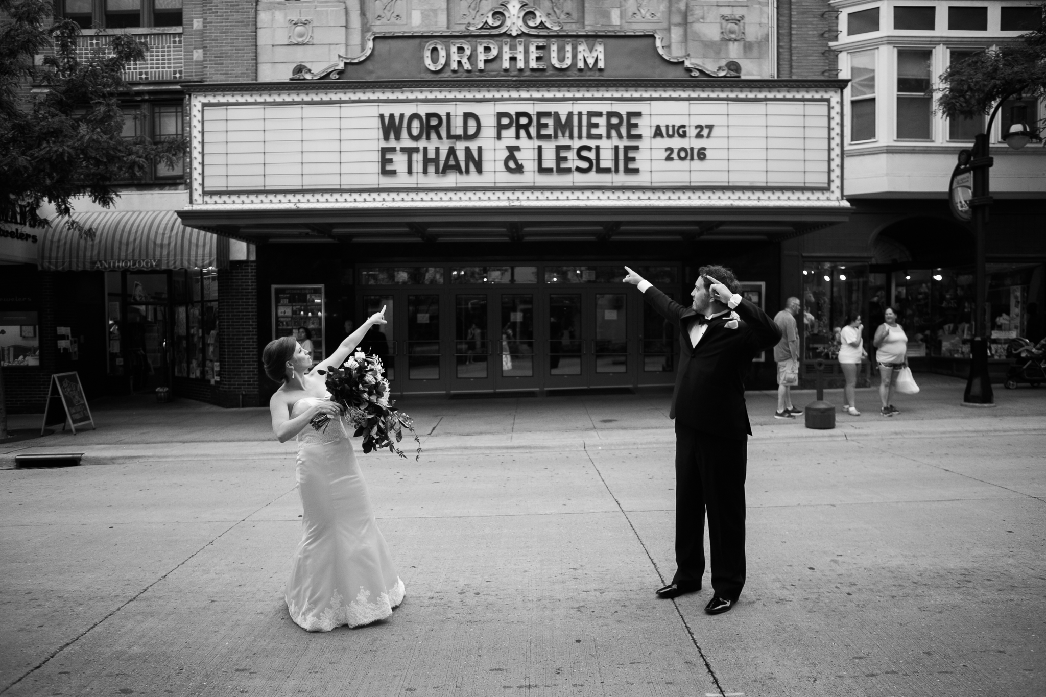 Orpheum-Madison-Wisconsin-Wedding-Jen-Dederich-Photography_145.jpg