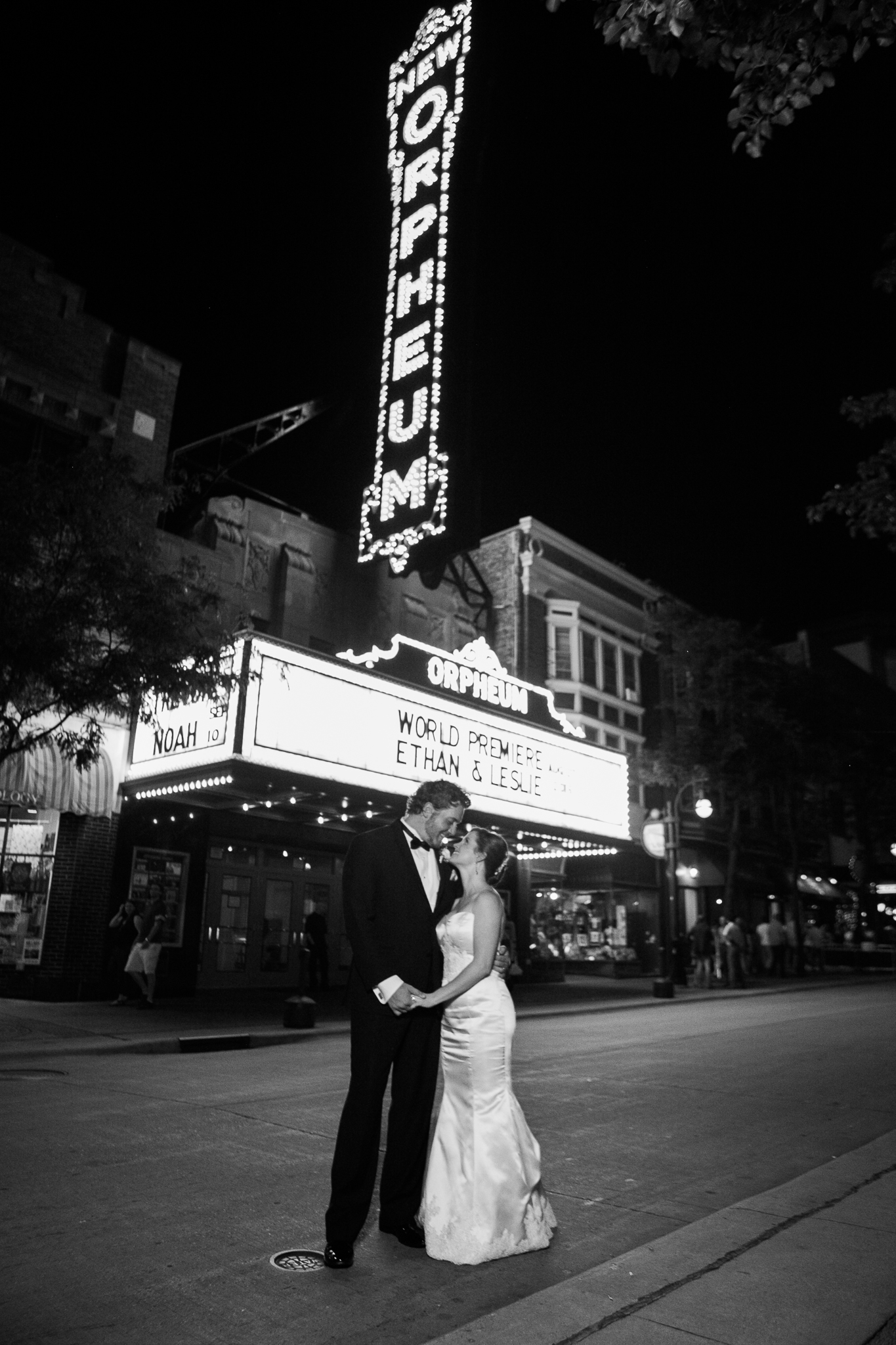 Orpheum-Madison-Wisconsin-Wedding-Jen-Dederich-Photography_178.jpg