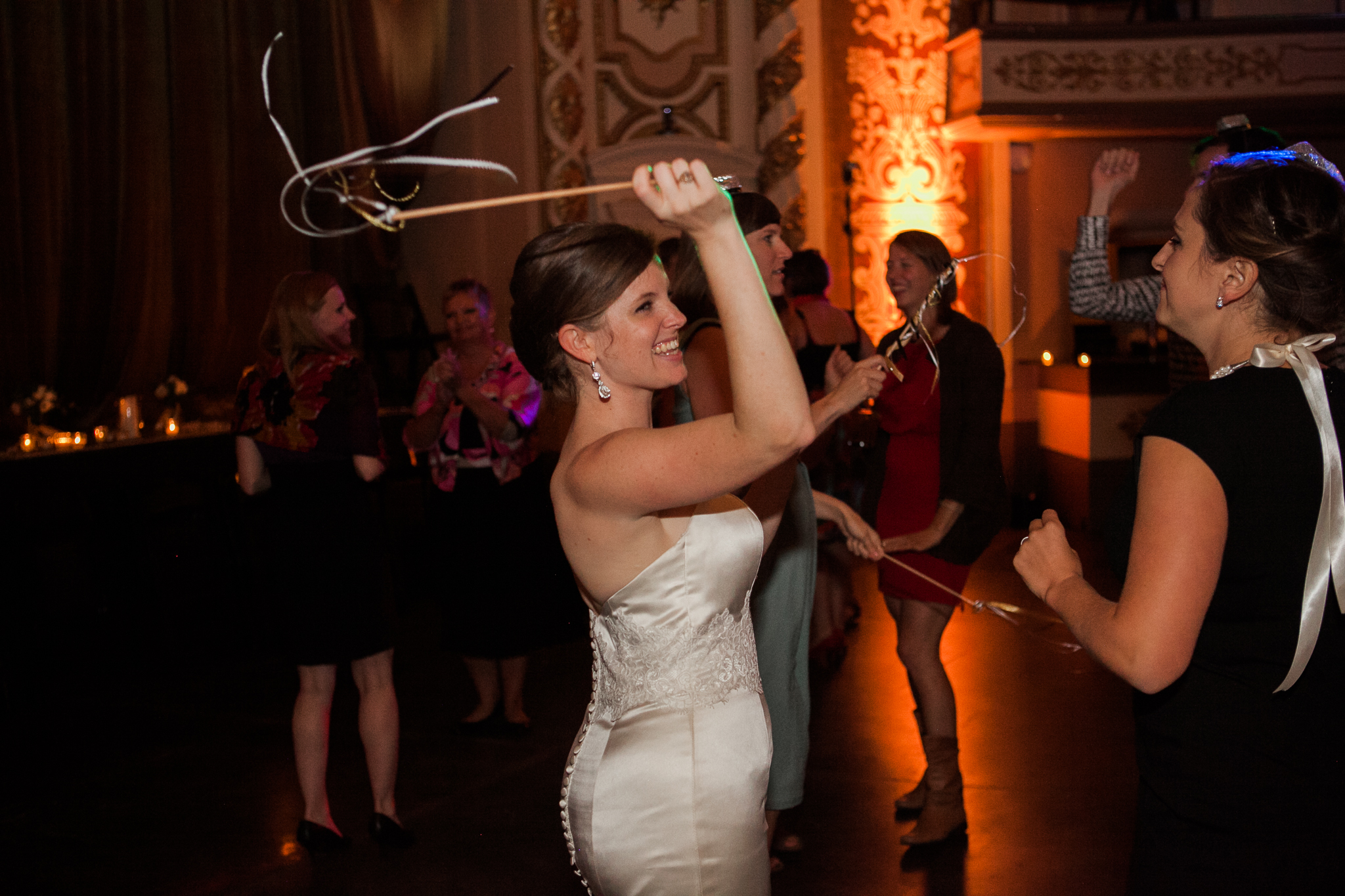 Orpheum-Madison-Wisconsin-Wedding-Jen-Dederich-Photography_196.jpg