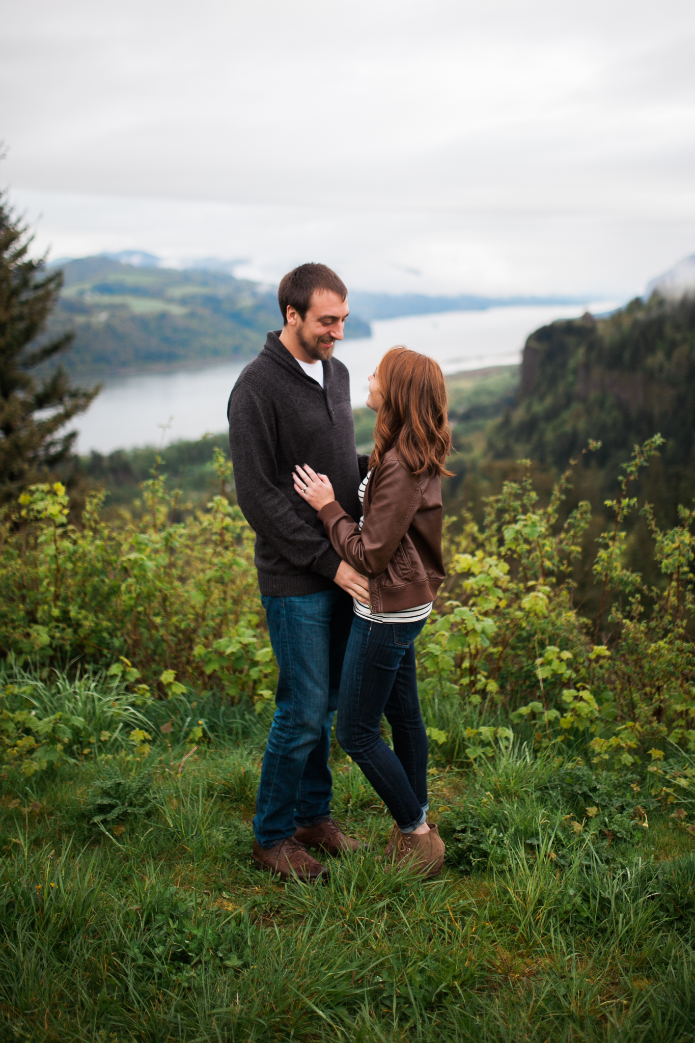 Portland-Oregon-Engagement-Jen-Dederich-Photography_002.jpg