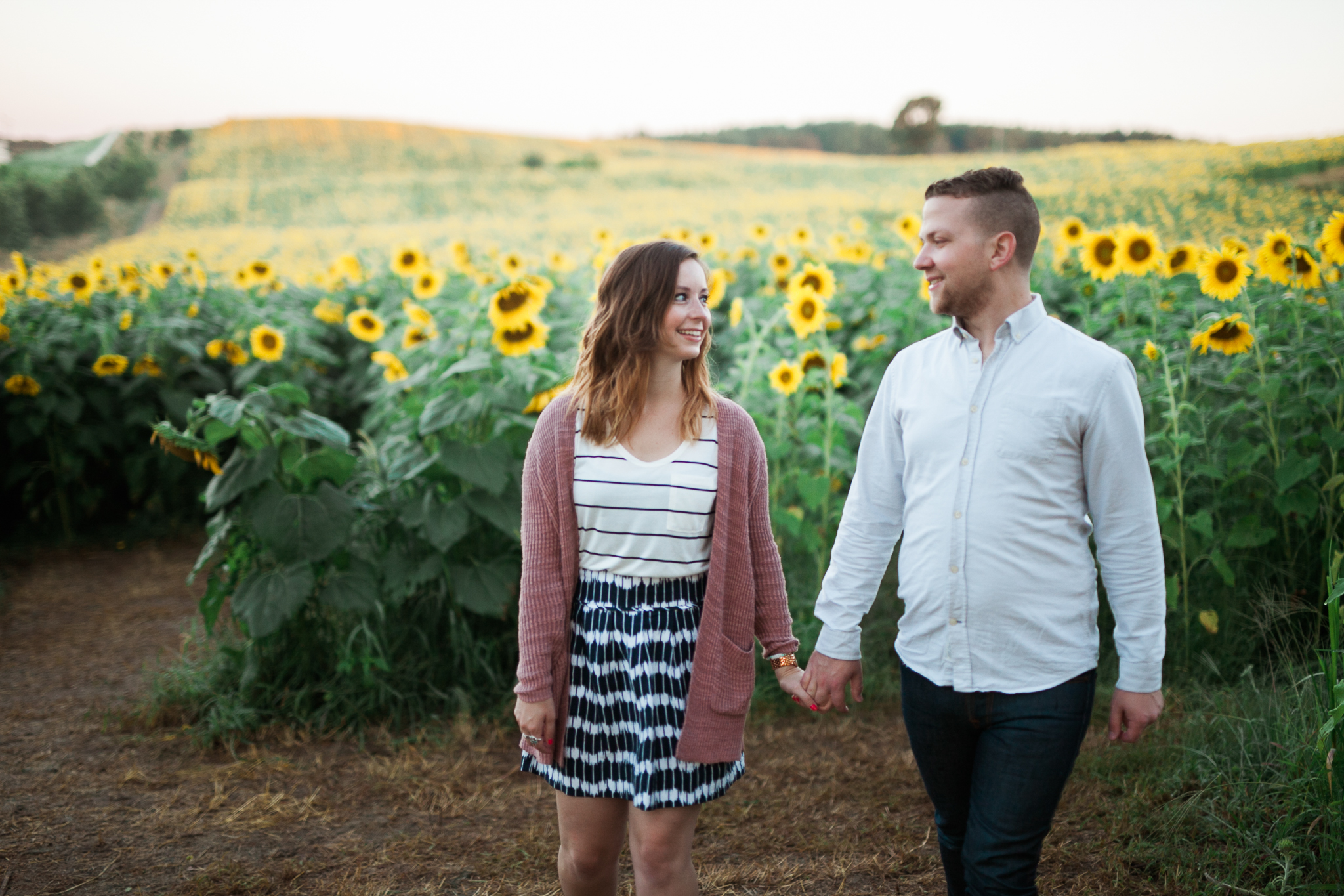 Pope-Farms-Sunflower-Engagement-Session-Madison-Wisconsin_023.jpg