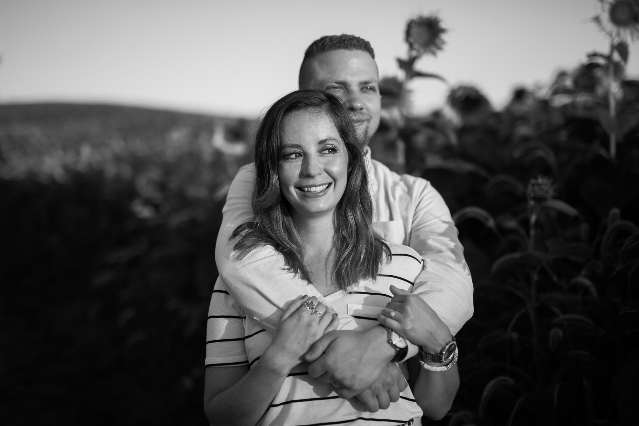 Pope-Farms-Sunflower-Engagement-Session-Madison-Wisconsin_041.jpg