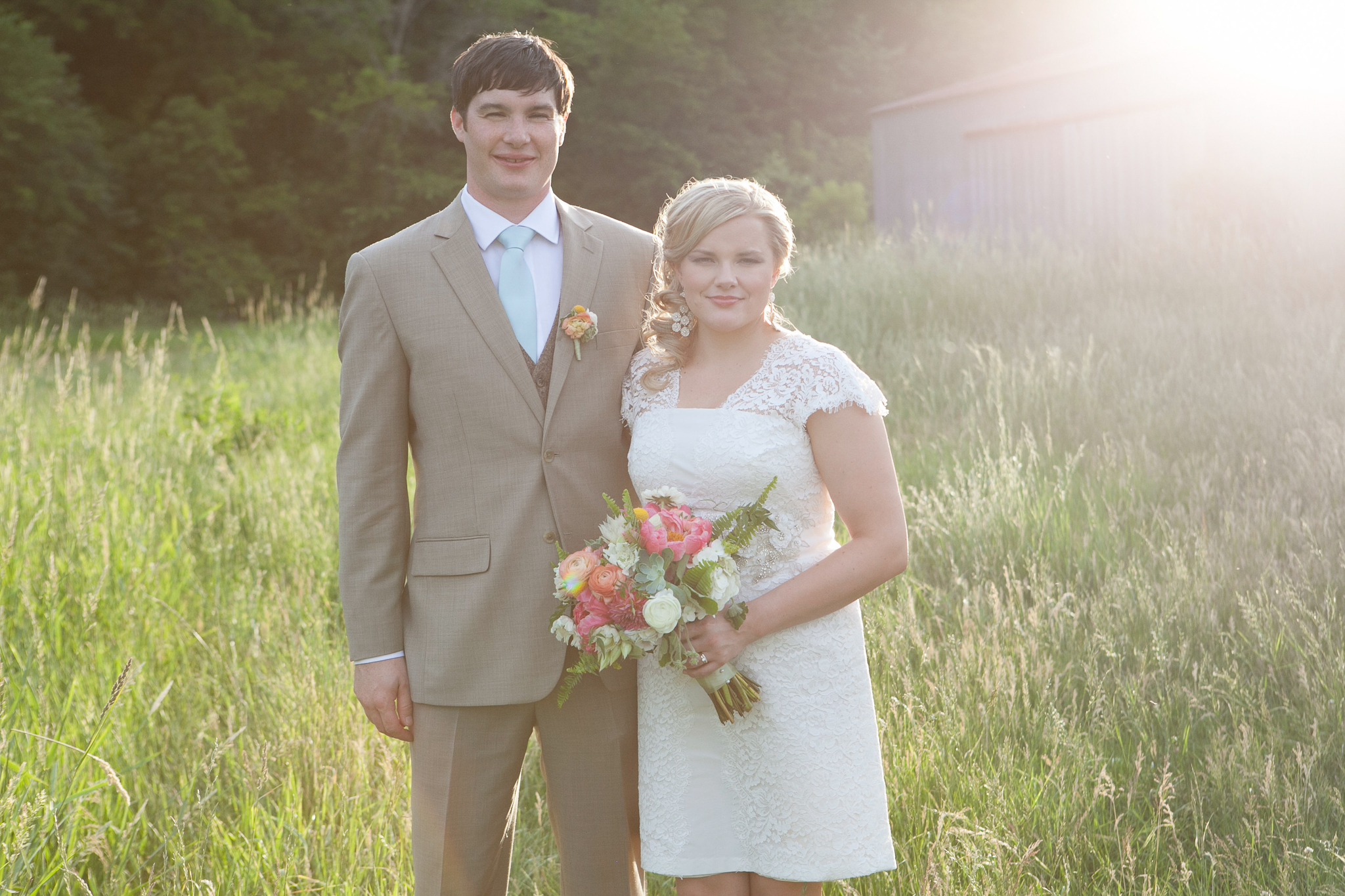 Sugarland-Wisconsin-barn-summer-wedding_126.jpg