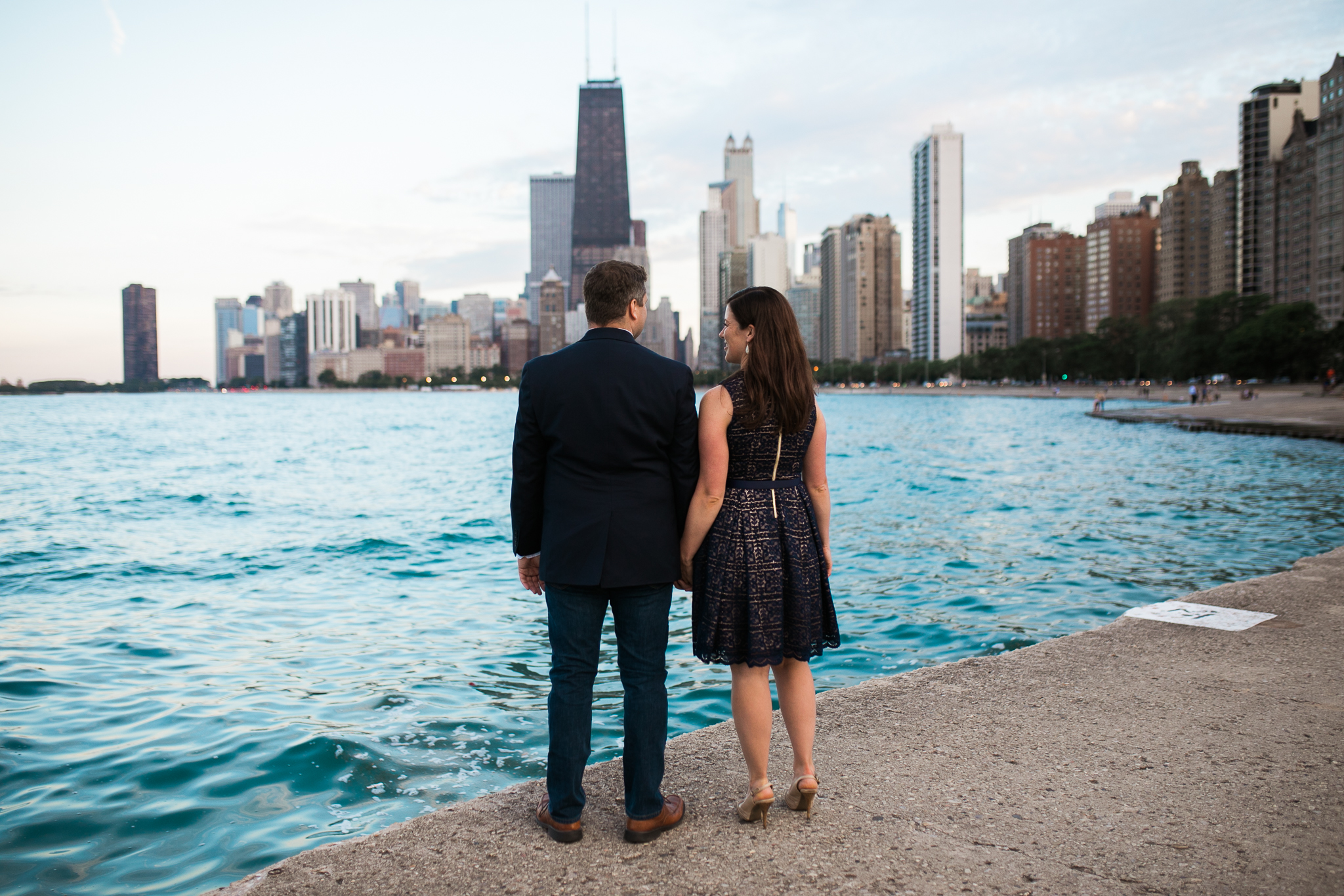 Downtown-Chicago-Engagement-Session-Jen-Dederich_040.jpg